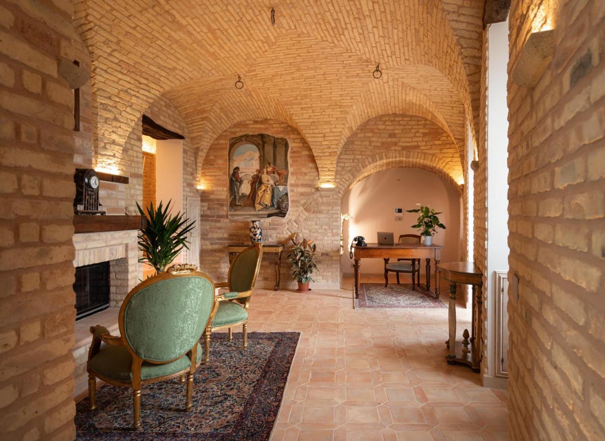 Palazzo La Torre Hotel Moresco Ngoại thất bức ảnh